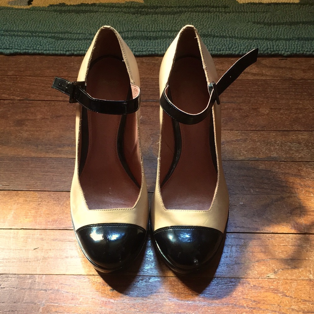 Patent leather pumps
